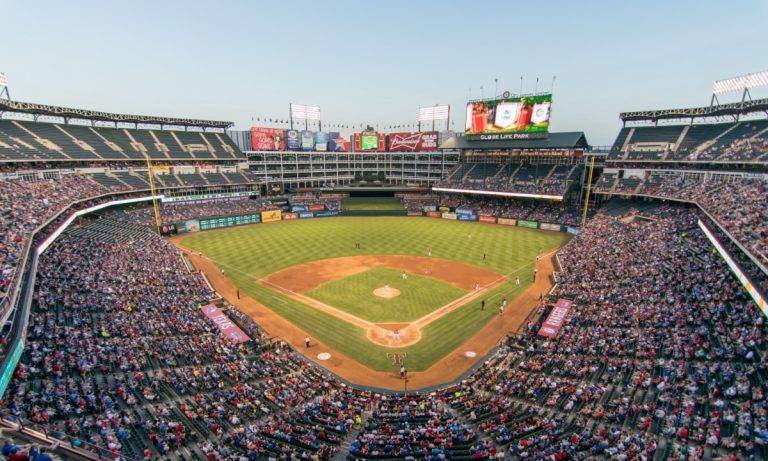 Read more about the article Blue Jays Searching for Home Field, May Choose Camden Yards